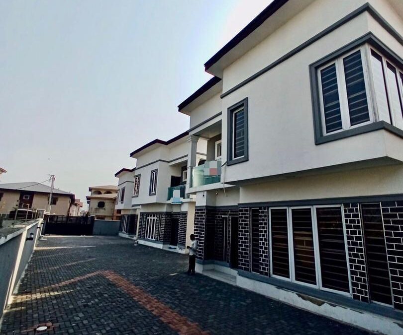 ASUS Court